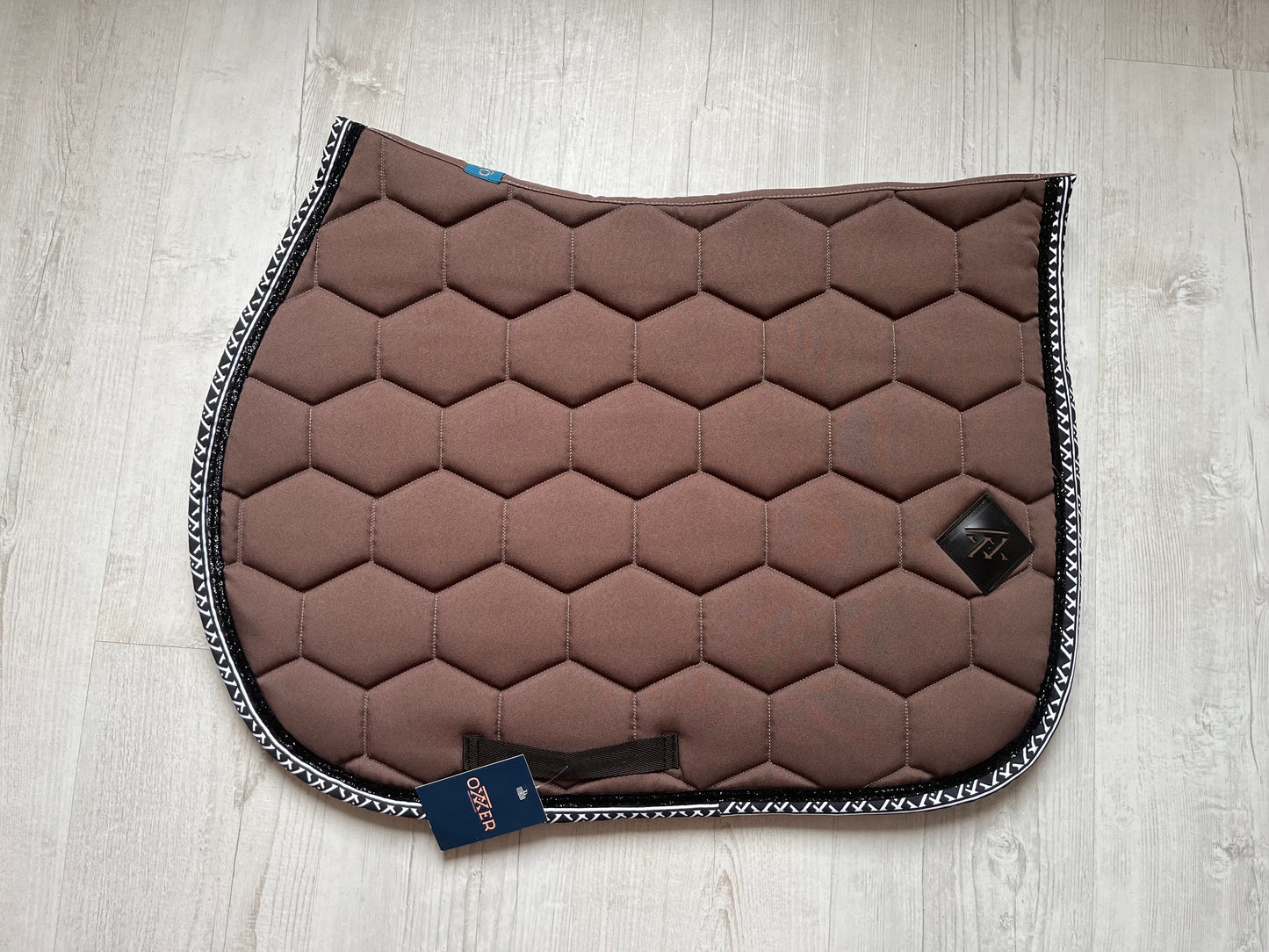 TAPIS MIXTE | Oxxer | Monogramme marron glacé | cheval